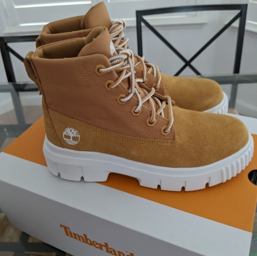Timberland greyfield boots size 7.5